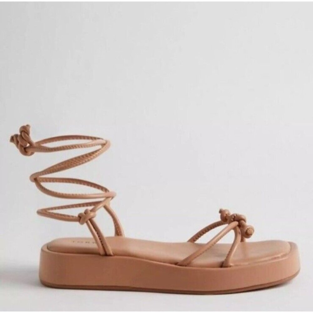 Torrid Tie Ankle Strappy Flatform Sandals Camel Size 8.5 Extra Wide Width